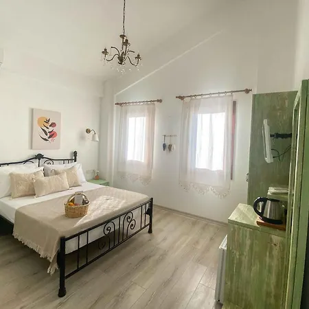 Patiska Butik Otel Otel *